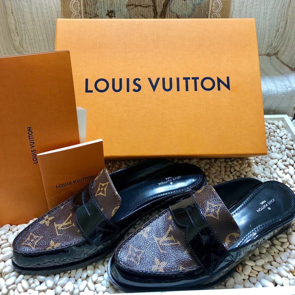 LOUIE VUITTON LUXE SHOE